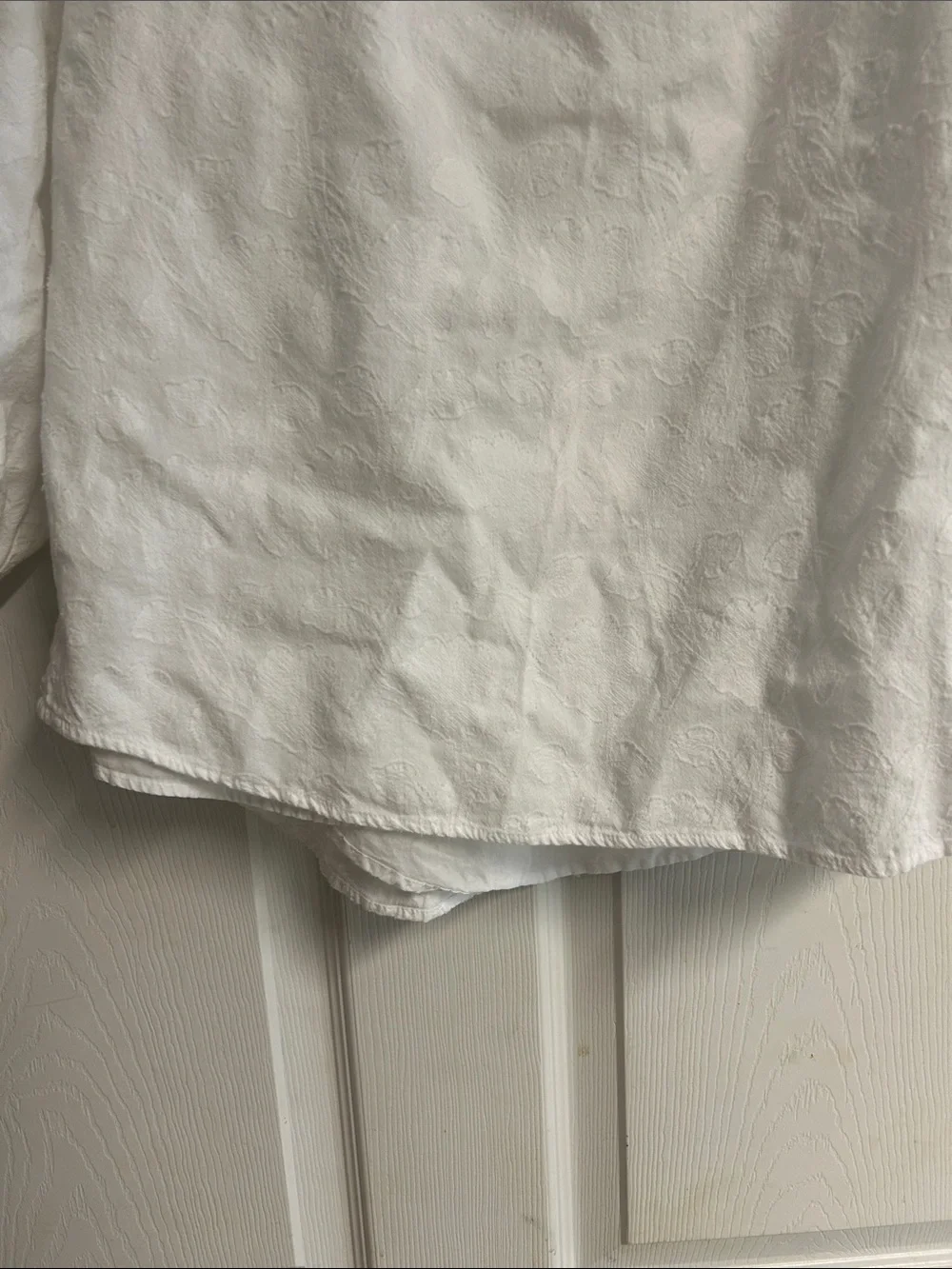 LC Lauren Conrad White Puff-Sleeve Embroidered Lined Blouse